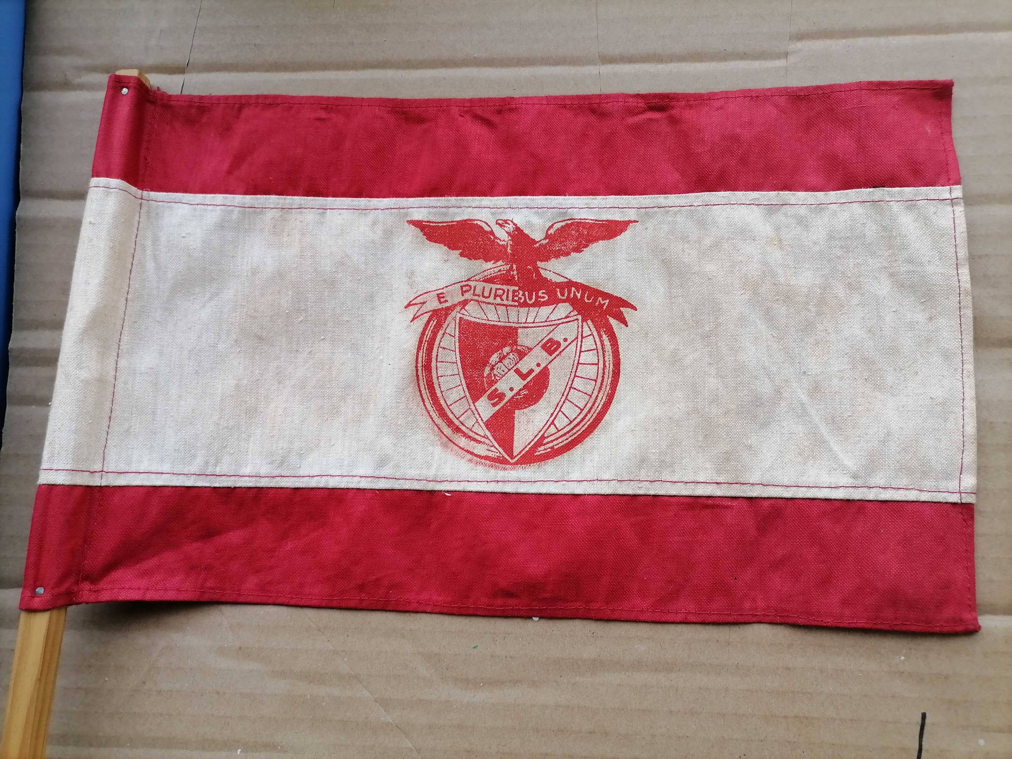 BENFICA Bandeira c/35x21 cm Dimensão em Pano do Anos 60's