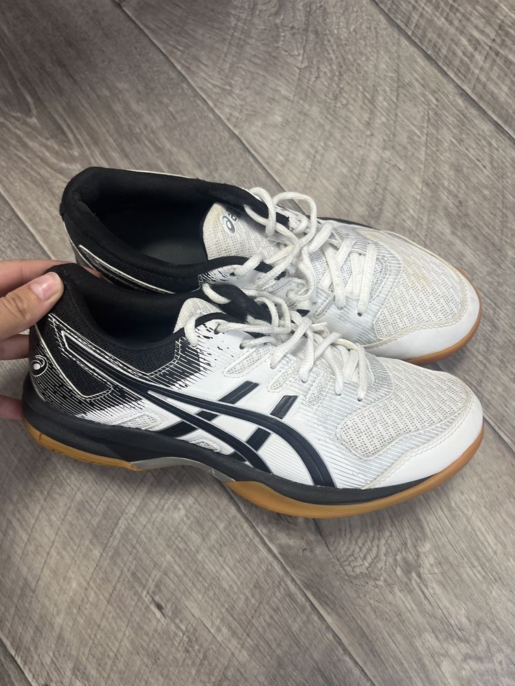 кросівки asics гелеві