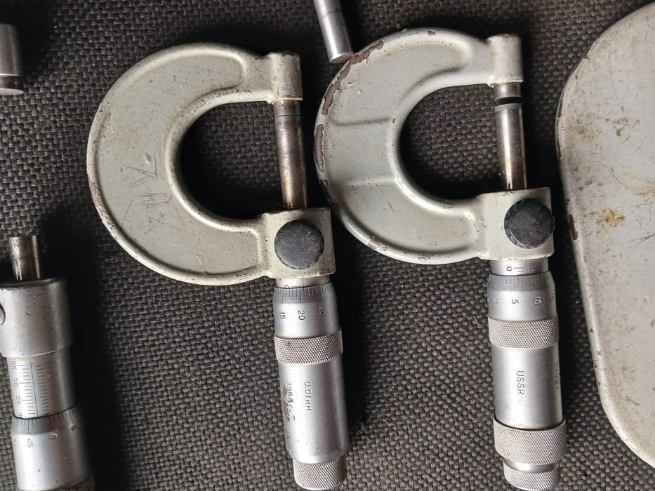 Нутрометр мікрометр