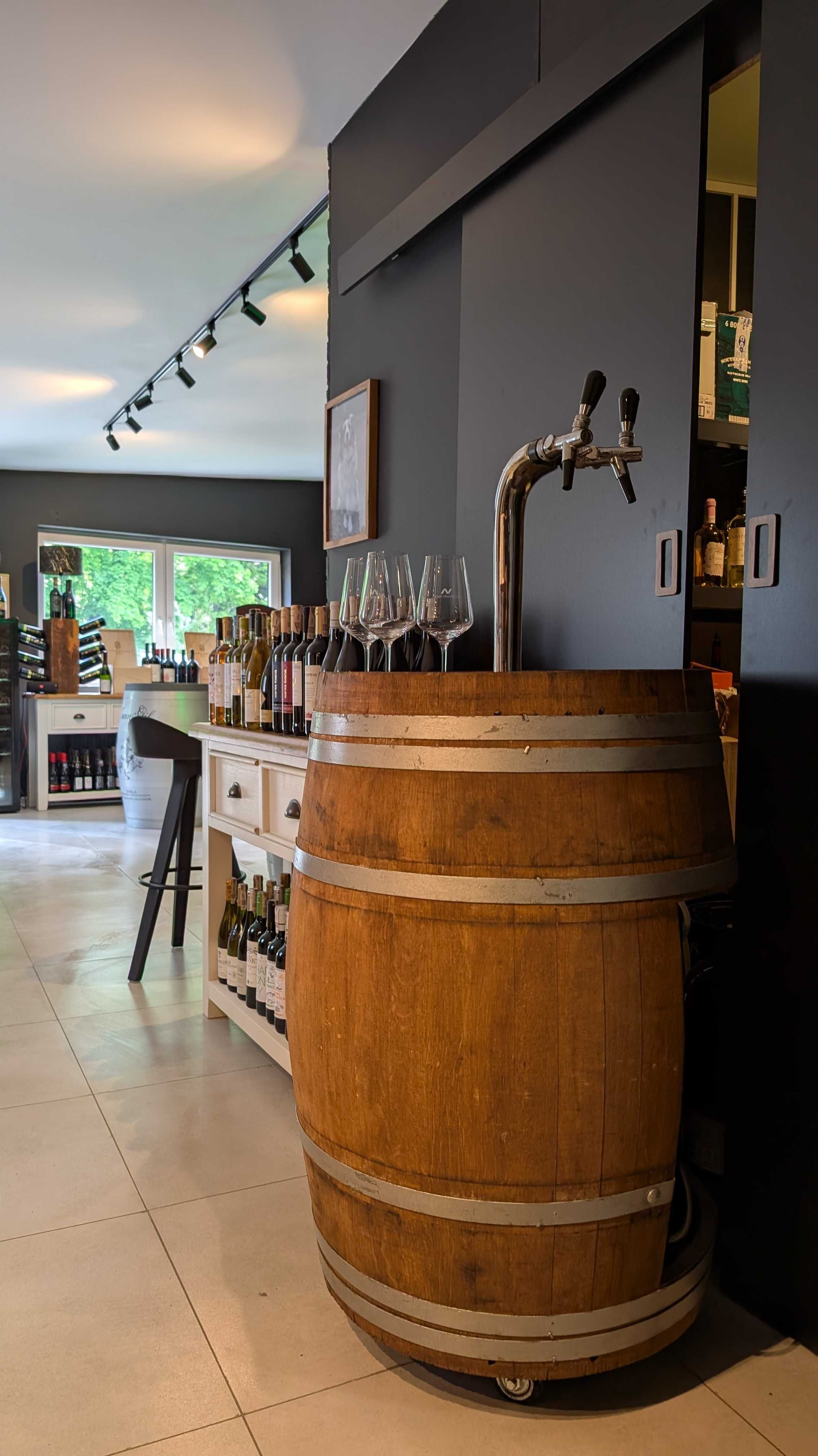 Wynajem instalacji do Prosecco/Frizzante w kształcie beczki na imprezę