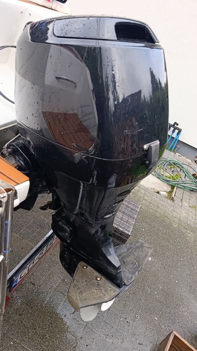 Silnik zaburtowy Suzuki df70 4t