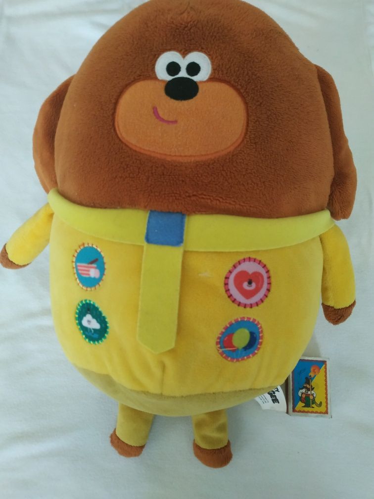 Музыкальная игрушка - подушка Hey Duggee
