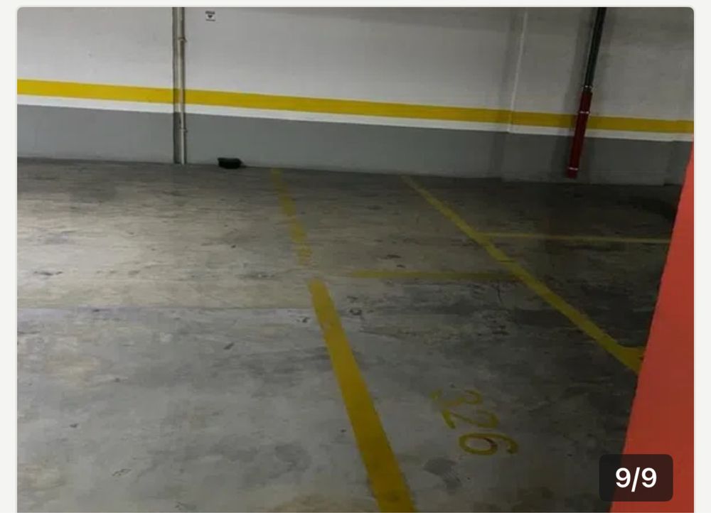 Garagem mota Telheiras praca central lisboa