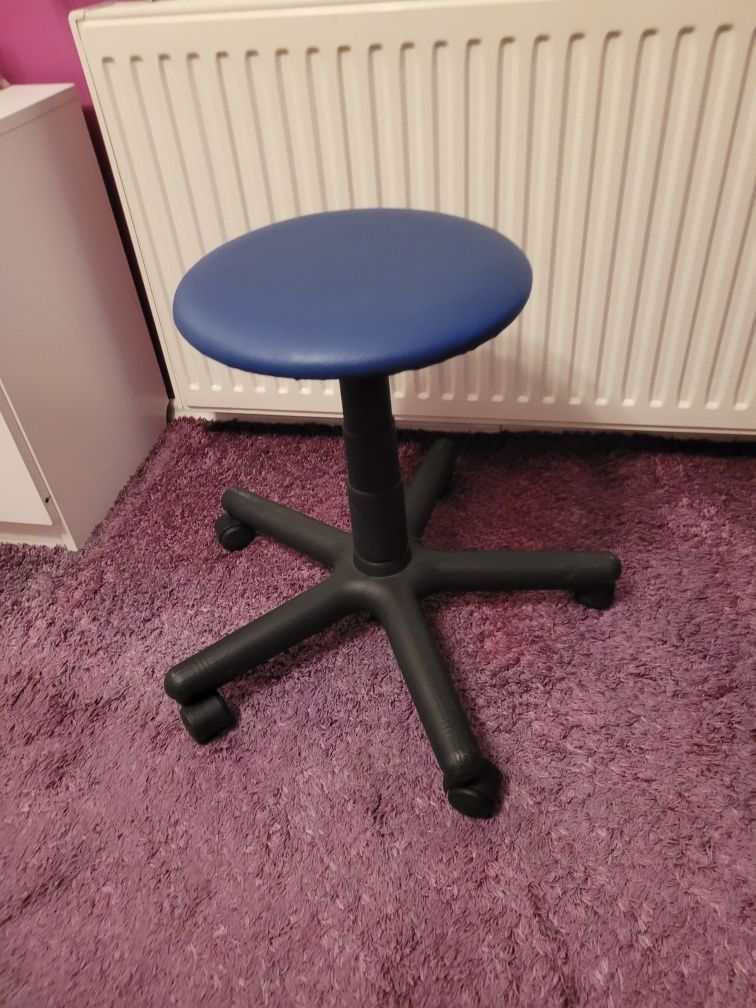 Taboret obrotowy