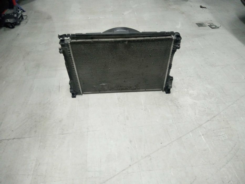 Radiador de água  com ventoinha Mercedes c 350 CDI w204