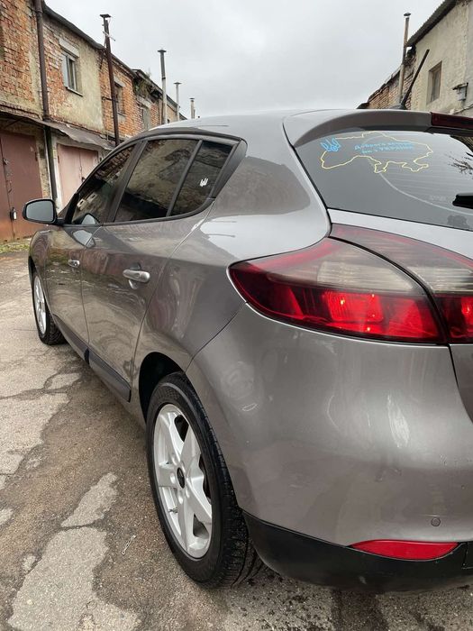 Продаю своє авто