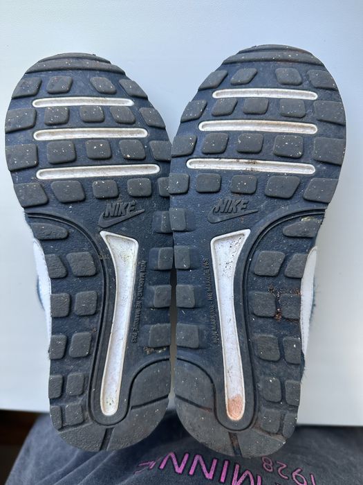 Оригінал Кросівки Nike   Розмір 12,5 С , 29-30(  18,5 см).