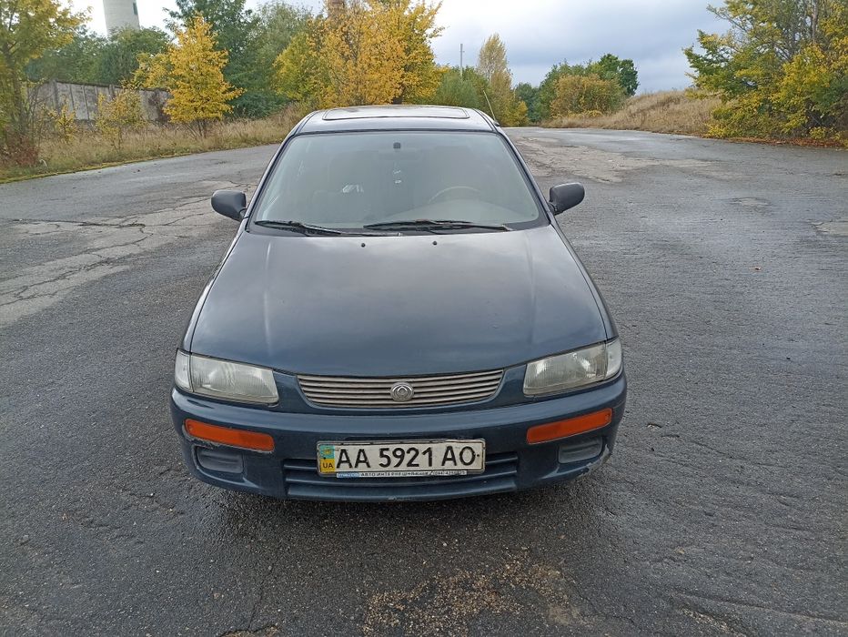 Продам мазду на впевненом ходу