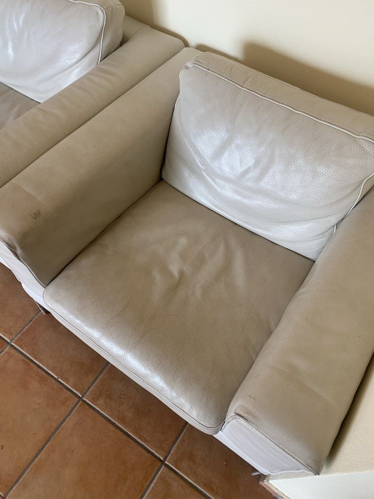 Conjunto de Sofás Cabedal Brancos