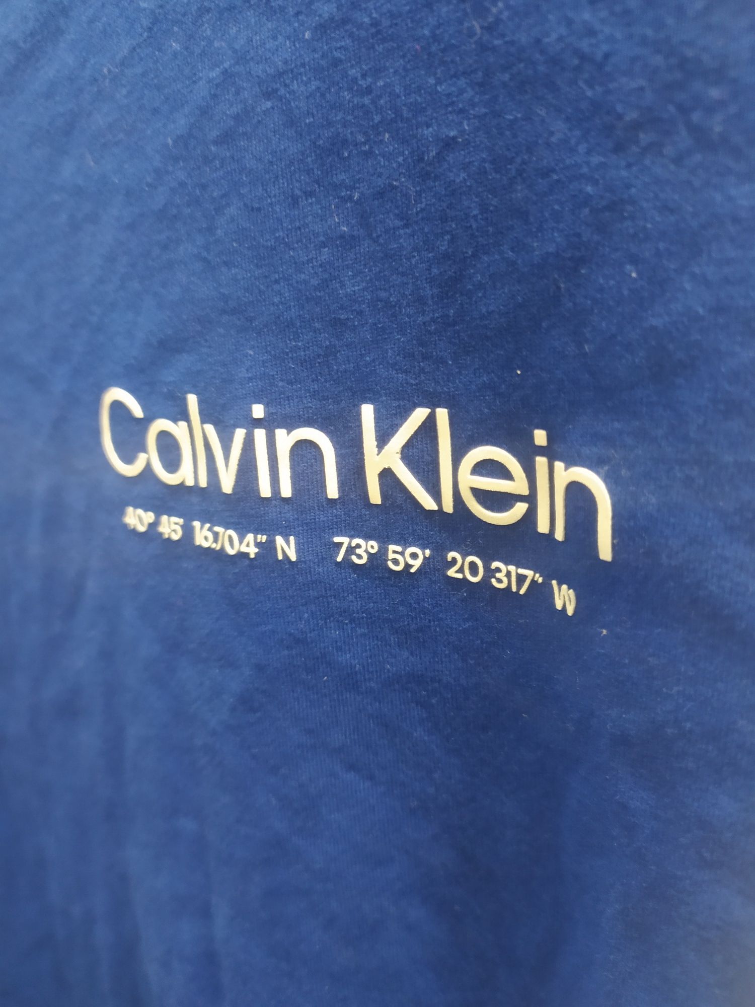 Calvin Klein. NOWA! L. T-shirt