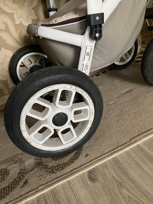 Коляска дитяча expander essence, польського виробника. 2в1.