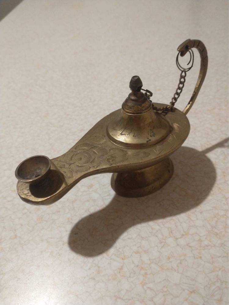 Mosiężna lampa Alladyna 15 cm długości