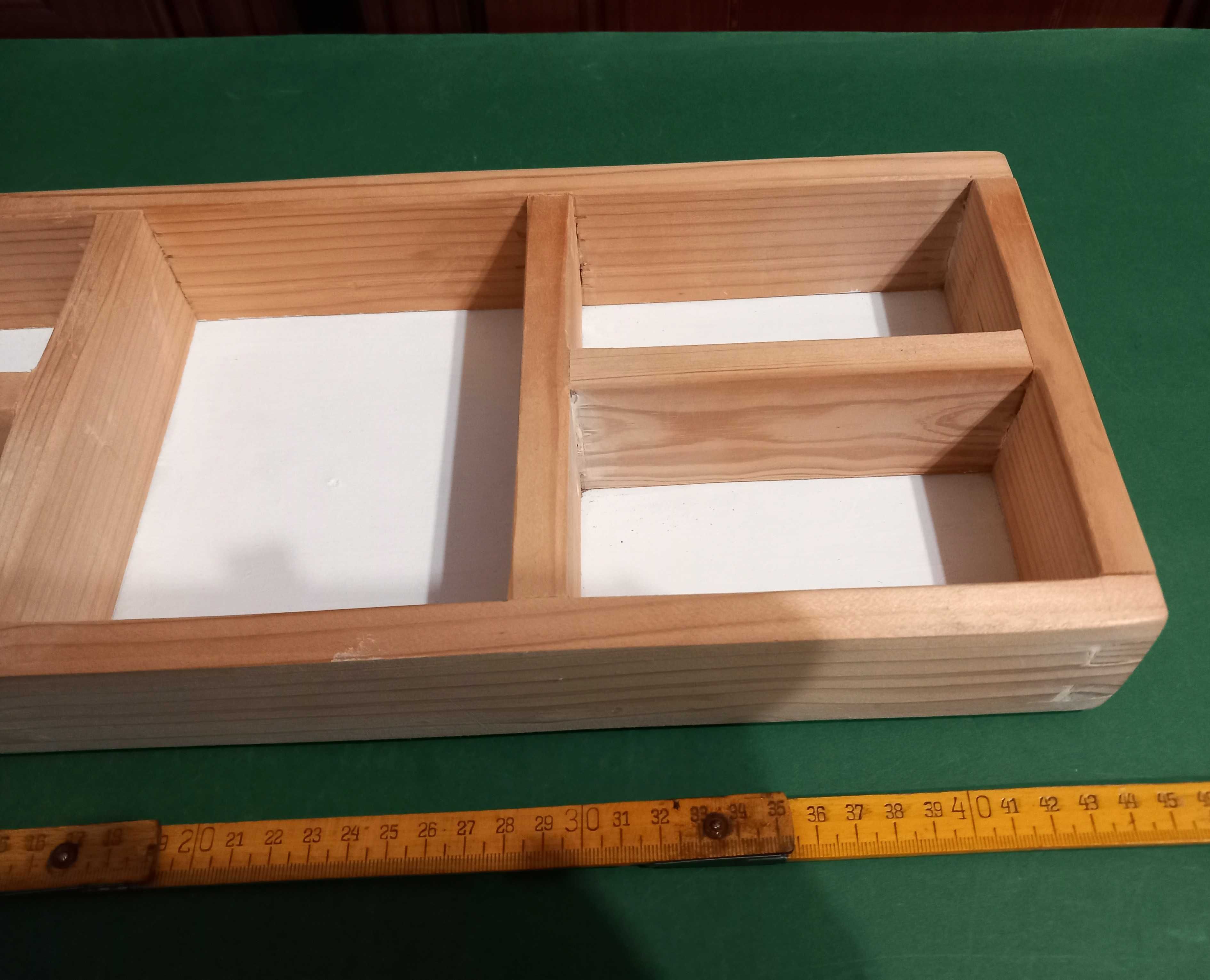 Skrzyneczka drewniana z przegródkami Organizer 44x18x5,5cm