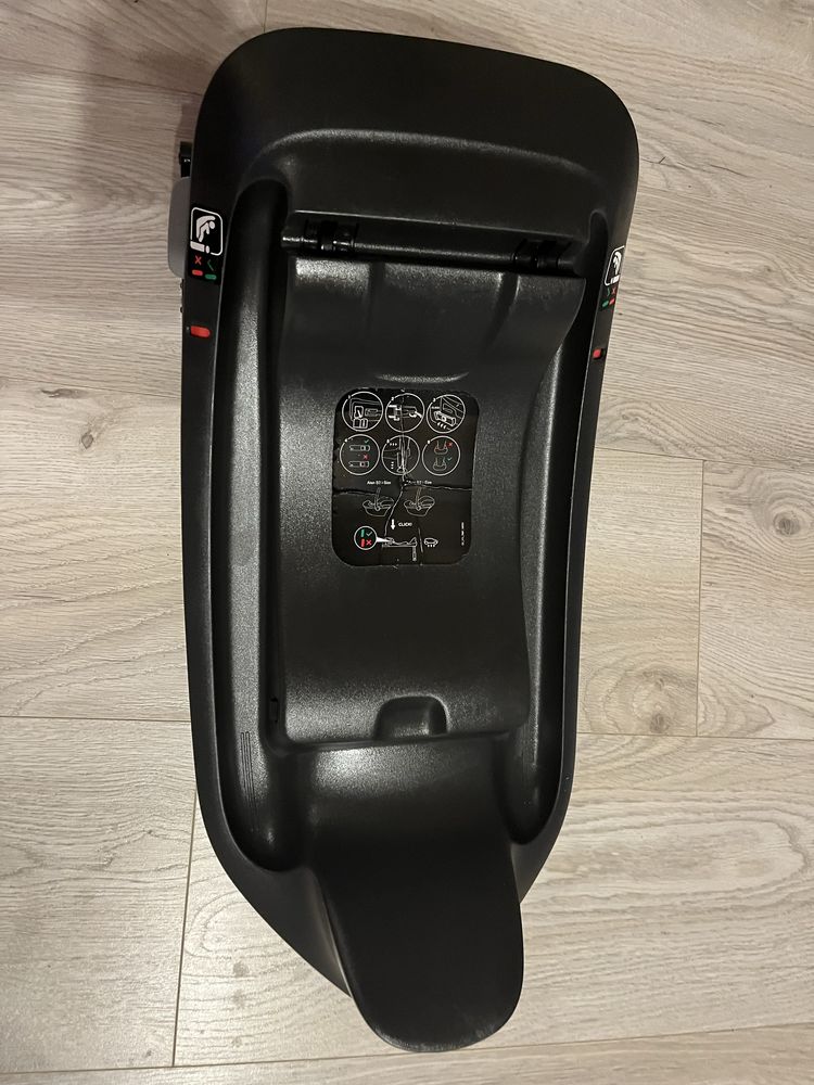 Fotelik Cybex AtonB2 z bazą ISOFIX