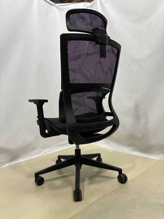 Ортопедичне крісло, сітка з підголовником