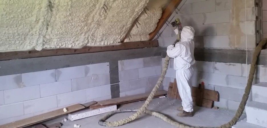 Kompleksiwe wykonczenie potdasza, Gips-Kartony, oceplenie pianka PUR