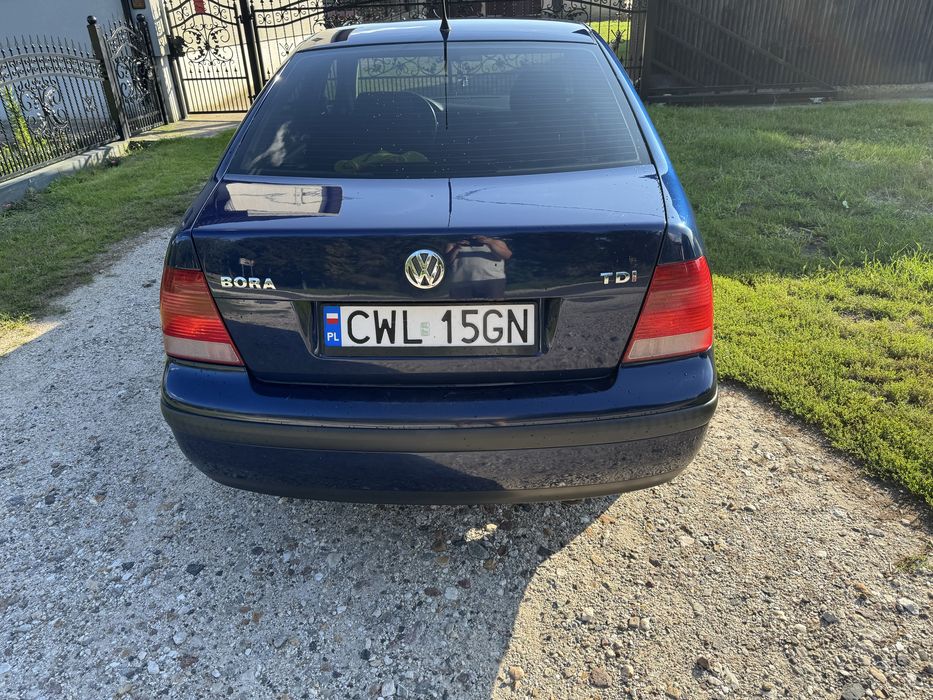 Sprzedam VW Bore 1.9TDI z 2004r.