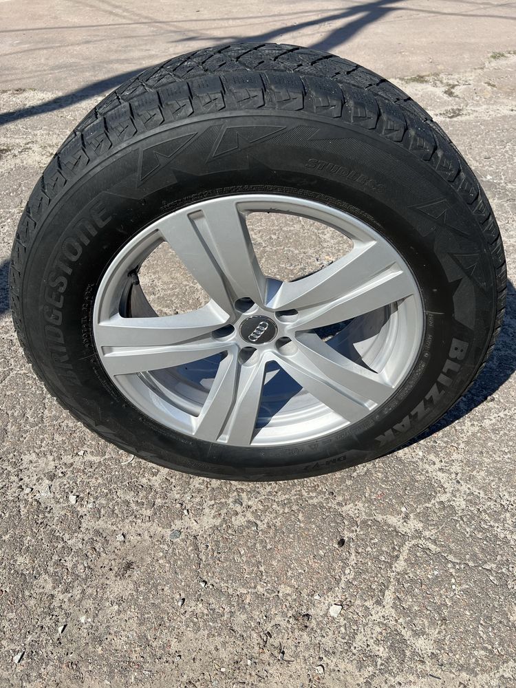 Диски AUDI R18 з шинами Bridgestone 255/60/18