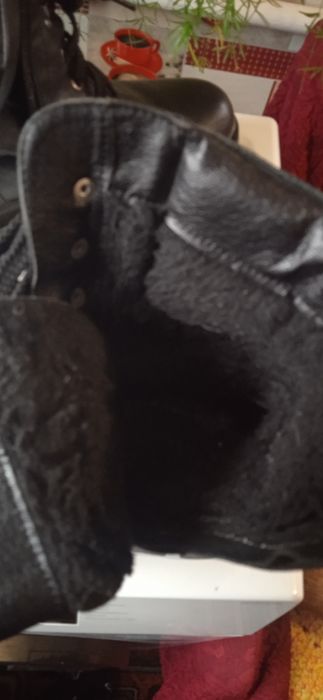 Жіночі чоботи,ботинки шкіряні.