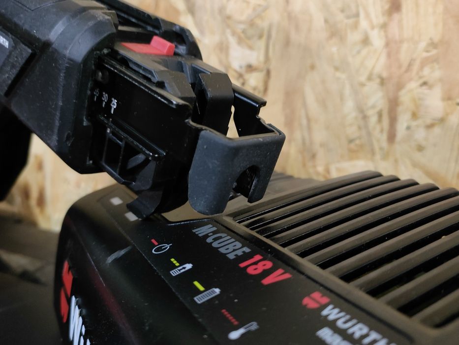 Wkrętarka taśmowa wurth ATS 18 V AUTOMATIC