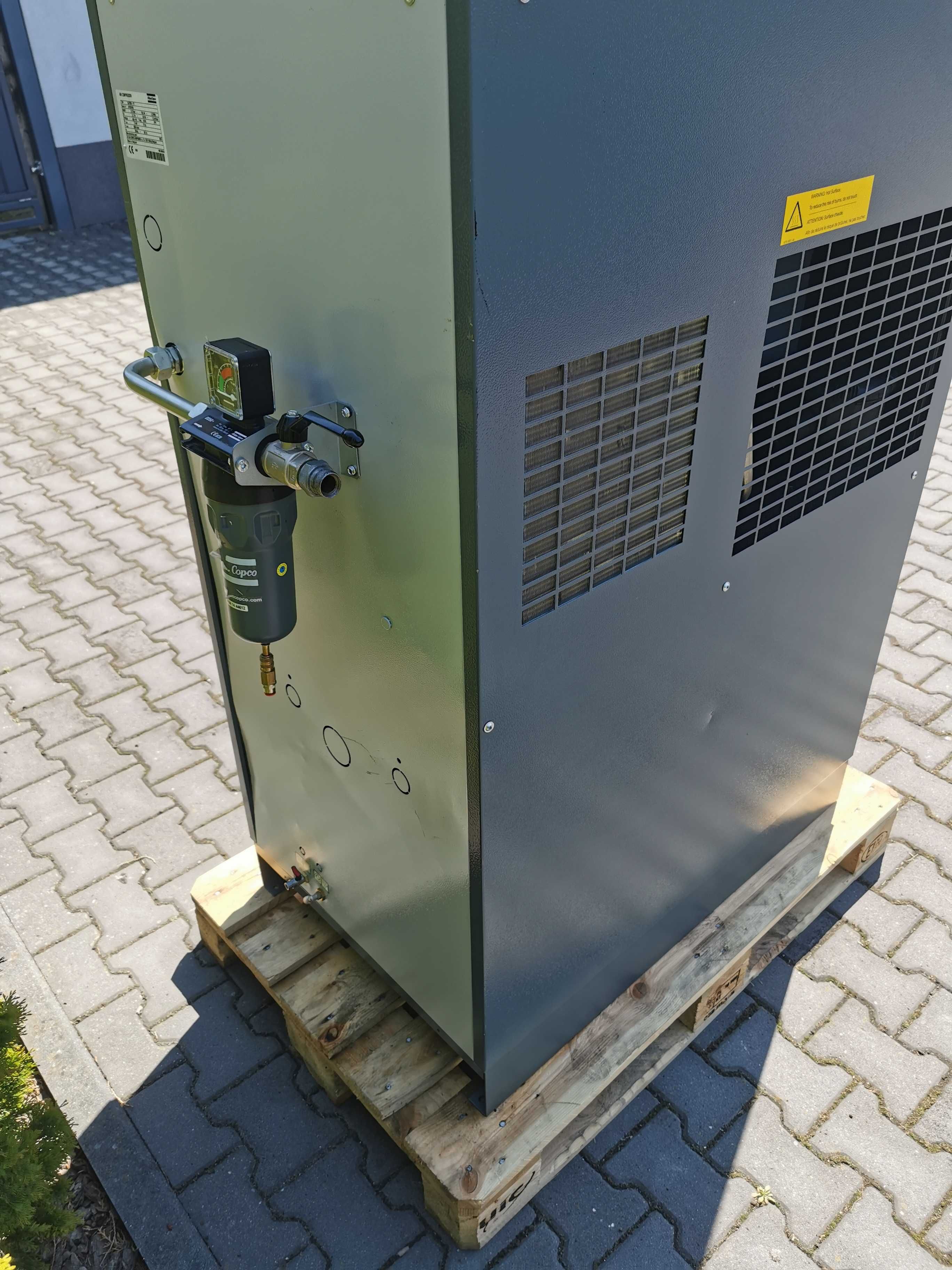 2015r 7.5kw FALOWNIK Sprężarka śrubowa ATLAS COPCO +osuszacz 1300L/M