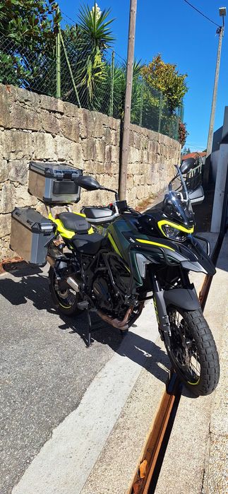 Benelli TRK 702X
