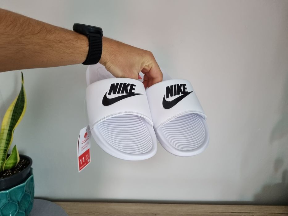 Klapki Nike Victori One Slide. Męskie klapki na basen, pod prysznic