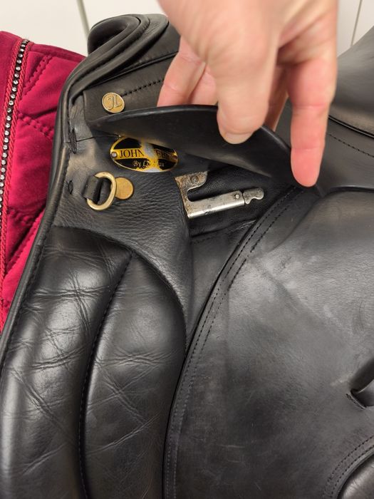 17,5 cali siodło wszechstronne skokowe  John Webb Id.569 cob