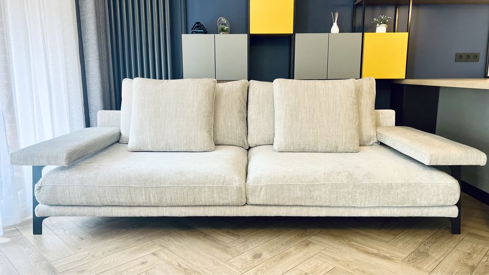 Designerska, loftowa sofa / kanapa Olta Onyx 262cm
