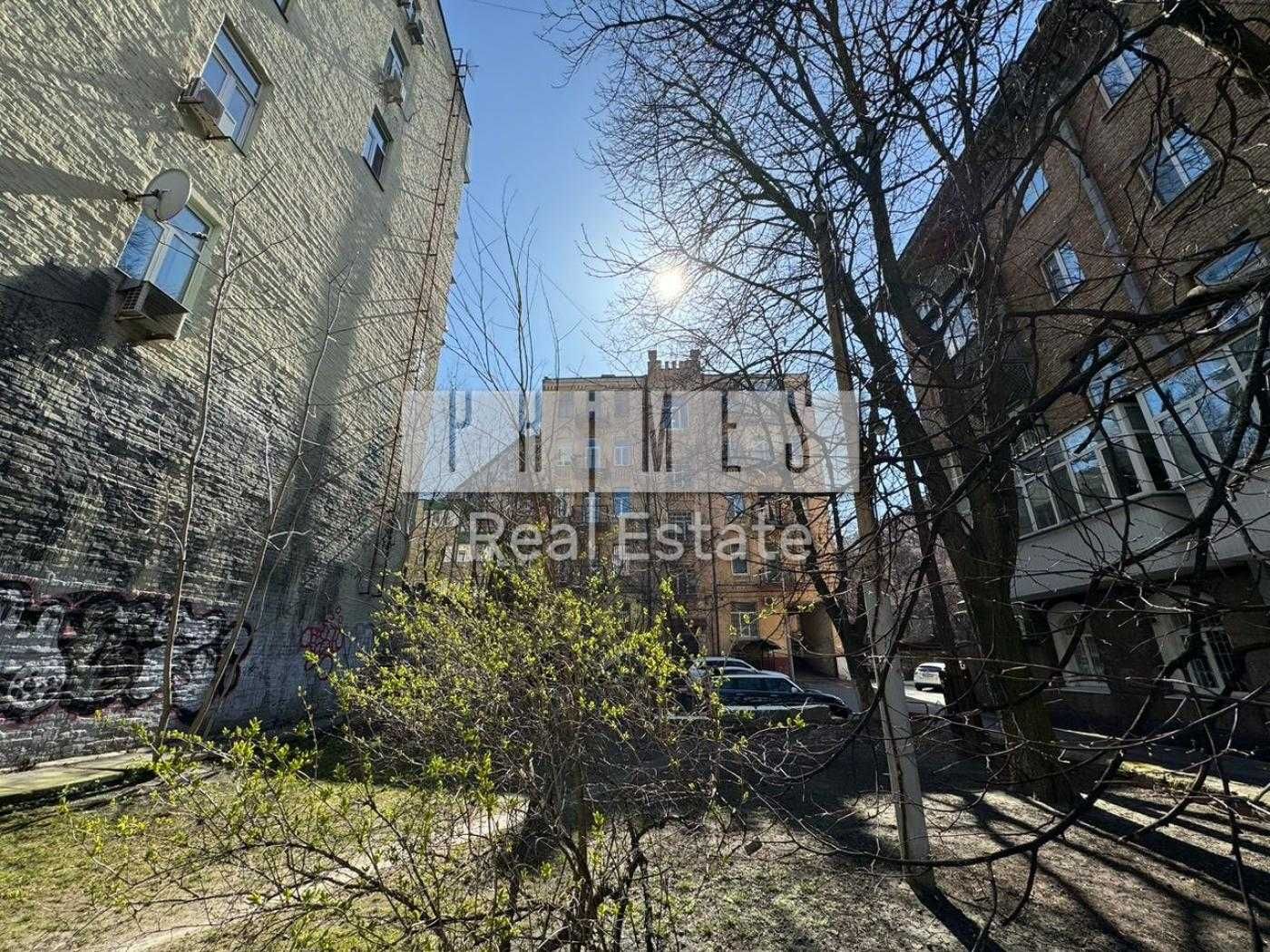 Продаж 4к 127м2, вул. Богдана Хмельницького, 59Б