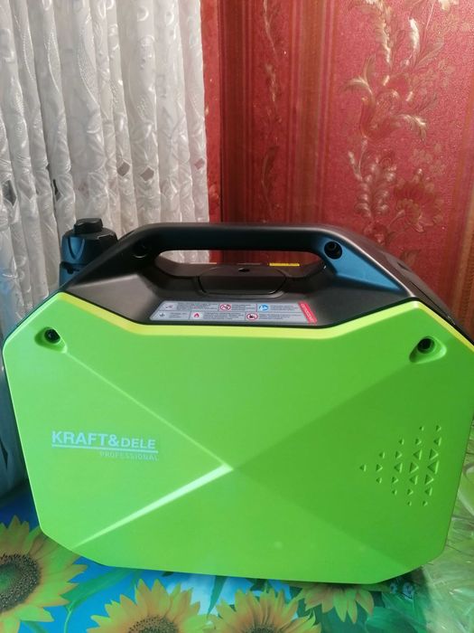 Генератор інверторний Kraft&Dele KD684 2,1 кВт