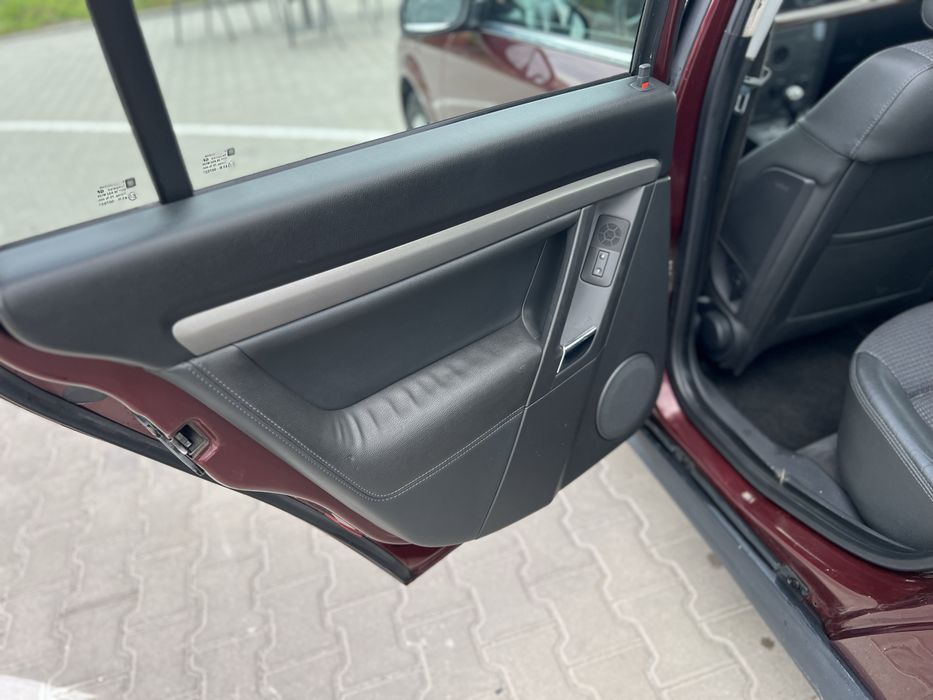 Продам Opel Vectra