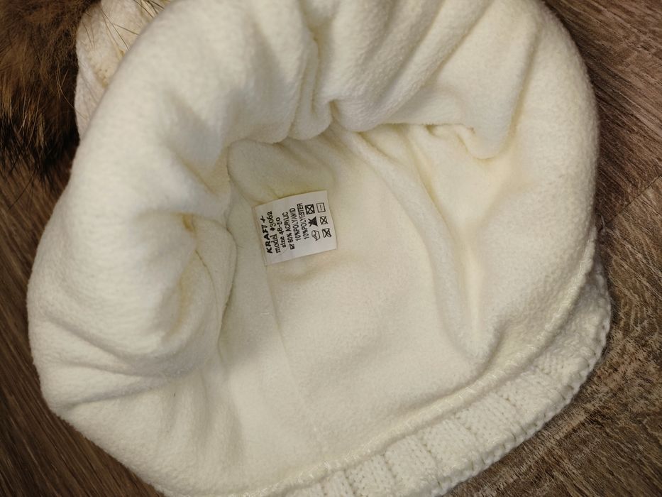 Шапка для дівчинки, б/у