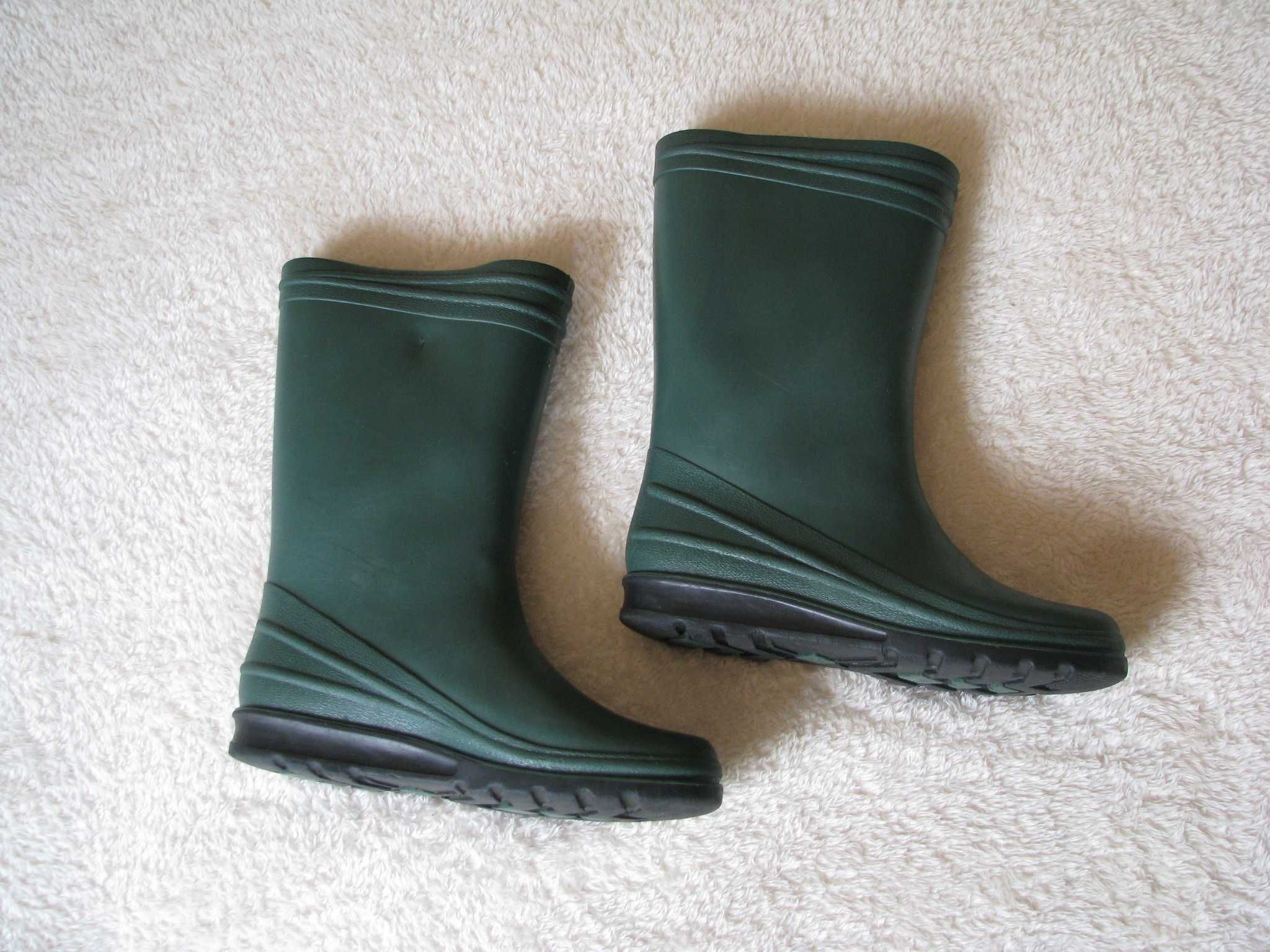 Kalosze, buty ogrodowe zielone rozm. 35, gumowe, gumiaki