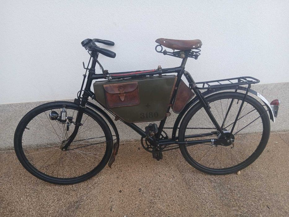 Bicicleta suica militar
