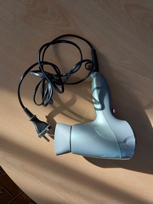 Фен Braun Swing B 1200