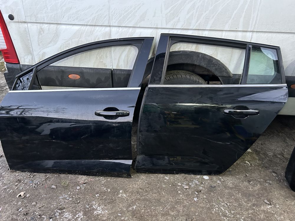 Renault Megane 4 (Рено Меган ) двері