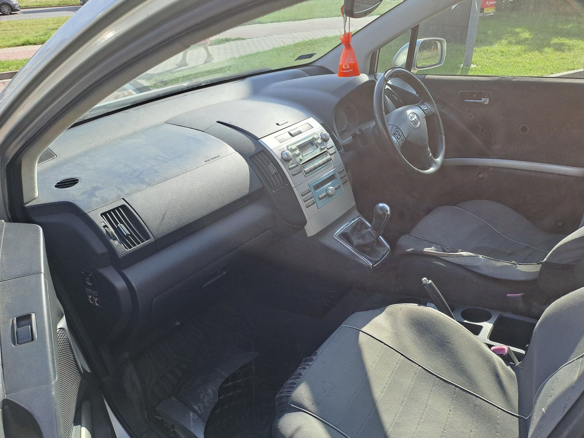 Toyota verso benzyna 1.8