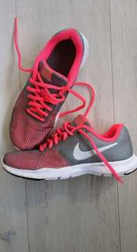 Buty Adidasy Nike 37,5