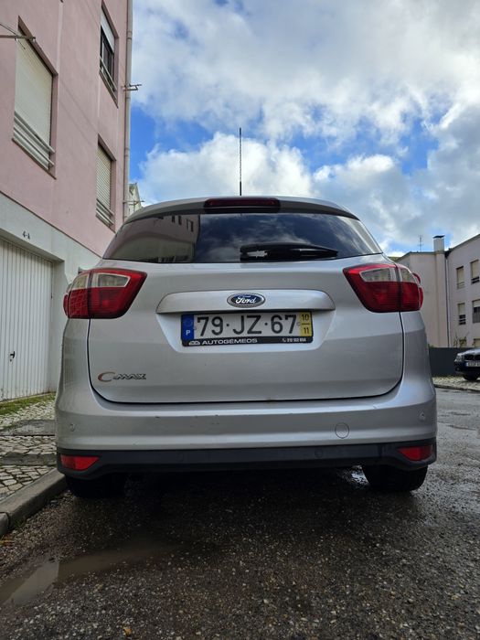 Impecável Ford C-max