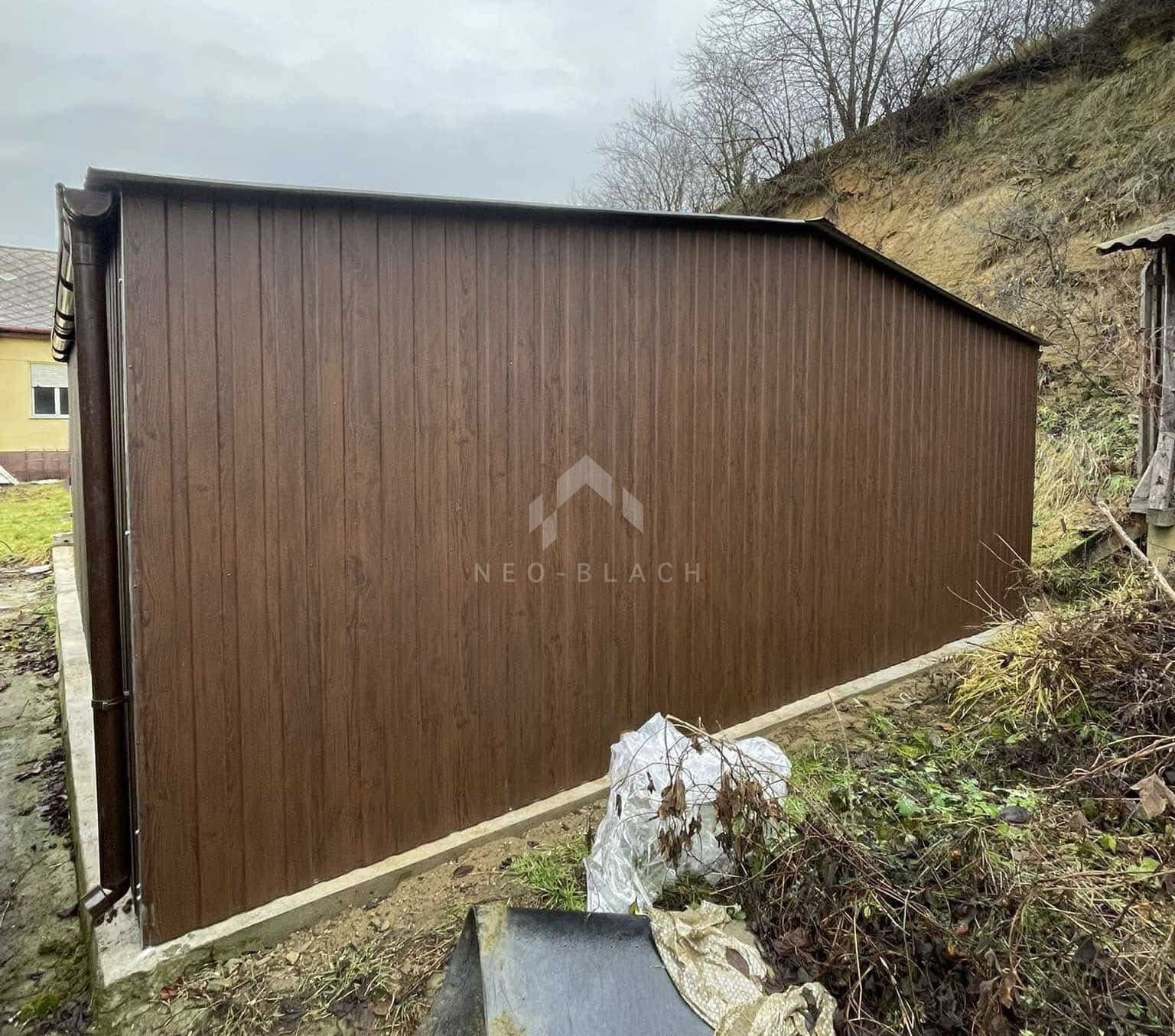 Garaż Blaszany 6X5,8M 2X Brama Uchylna Drewnopodobny Rynny  Nb447