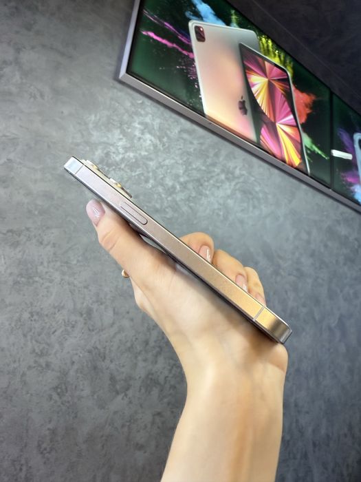 IPHONE 15Pro 128 White Titanium Neverlock Костюшка,5 igrand