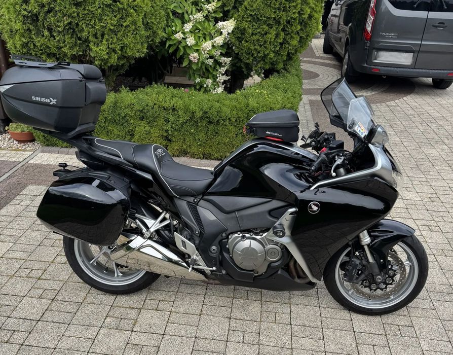 Honda VFR HONDA VFR 1200F 2013r kompletna