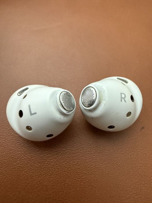 Sluchawki Samsung Galaxy Buds Pro + Etui