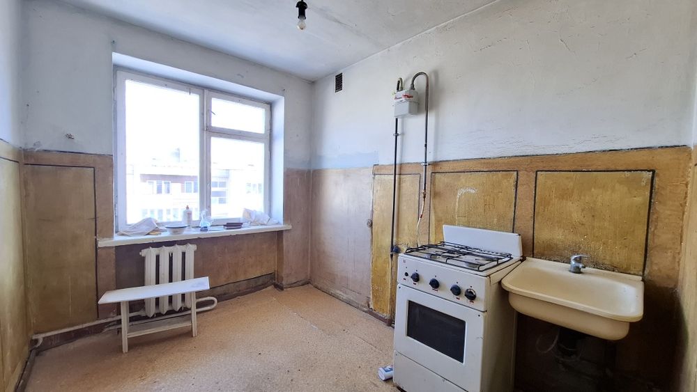 3 Кімнатна Квартира Напроти Сільпо