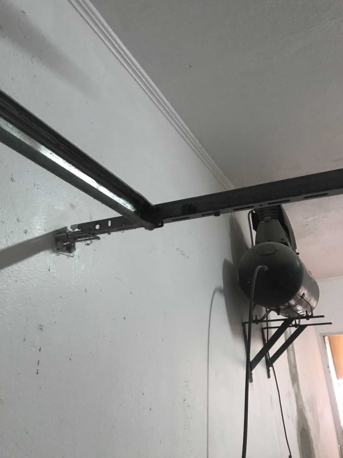 Portão de garagem 2.50mts. 2.10mts