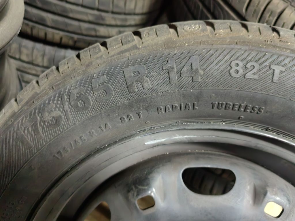 Opony wraz felgami 175/65 R14