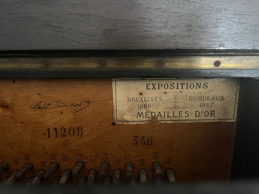 piano amedee thibout 1880