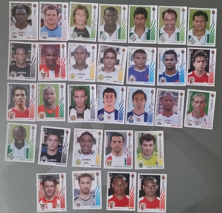 Lote de cromos recuperados "Futebol 06-07" (lista na última foto)