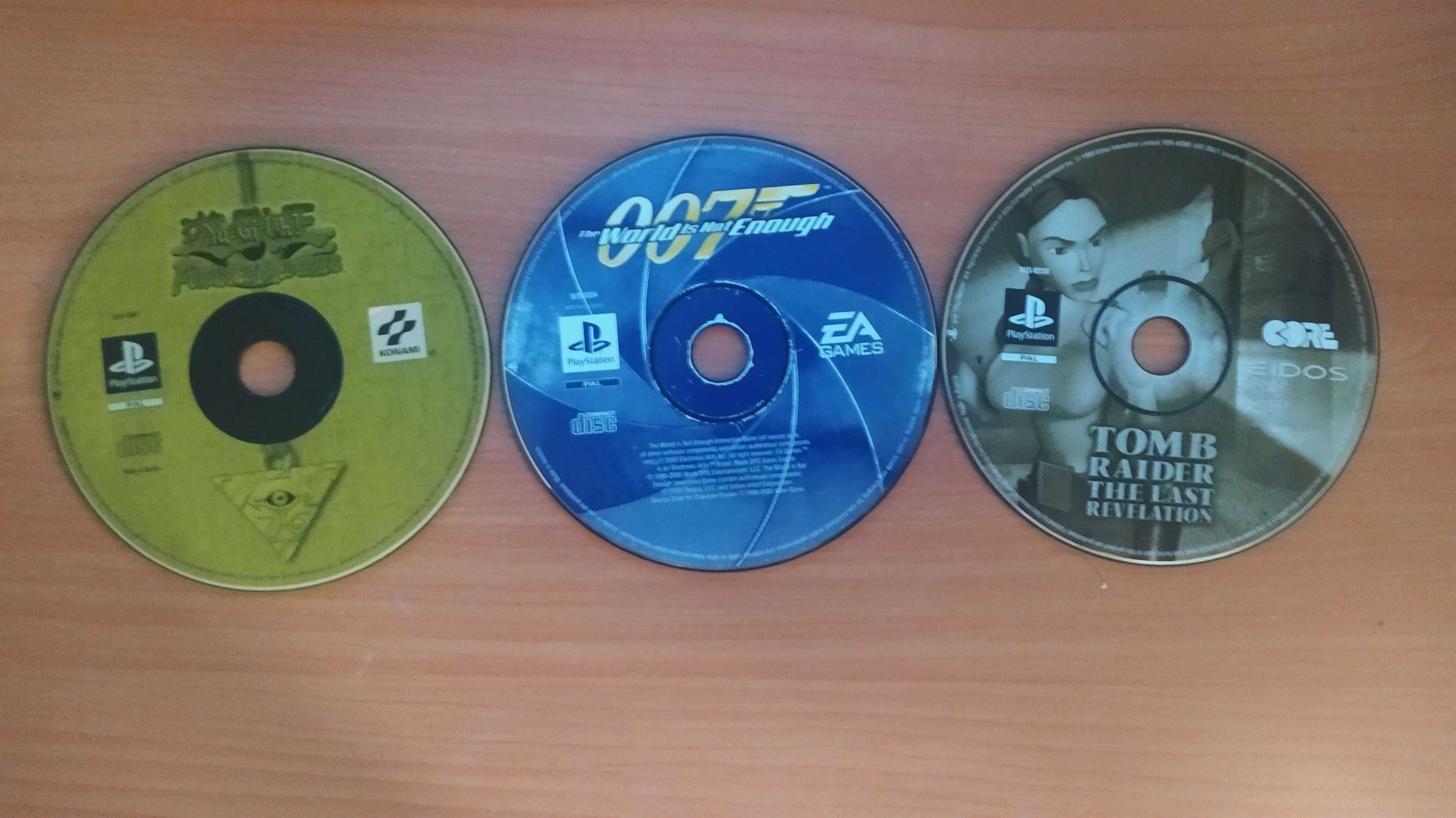 Três jogos ps1 , tomb raider , 007 , Yu-gi-oh